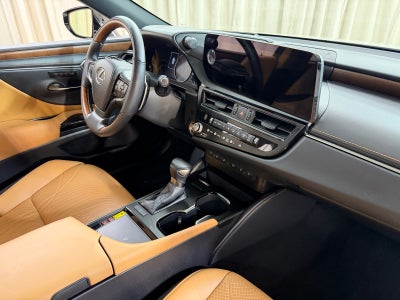 2025 Lexus ES 350 Ultra Luxury