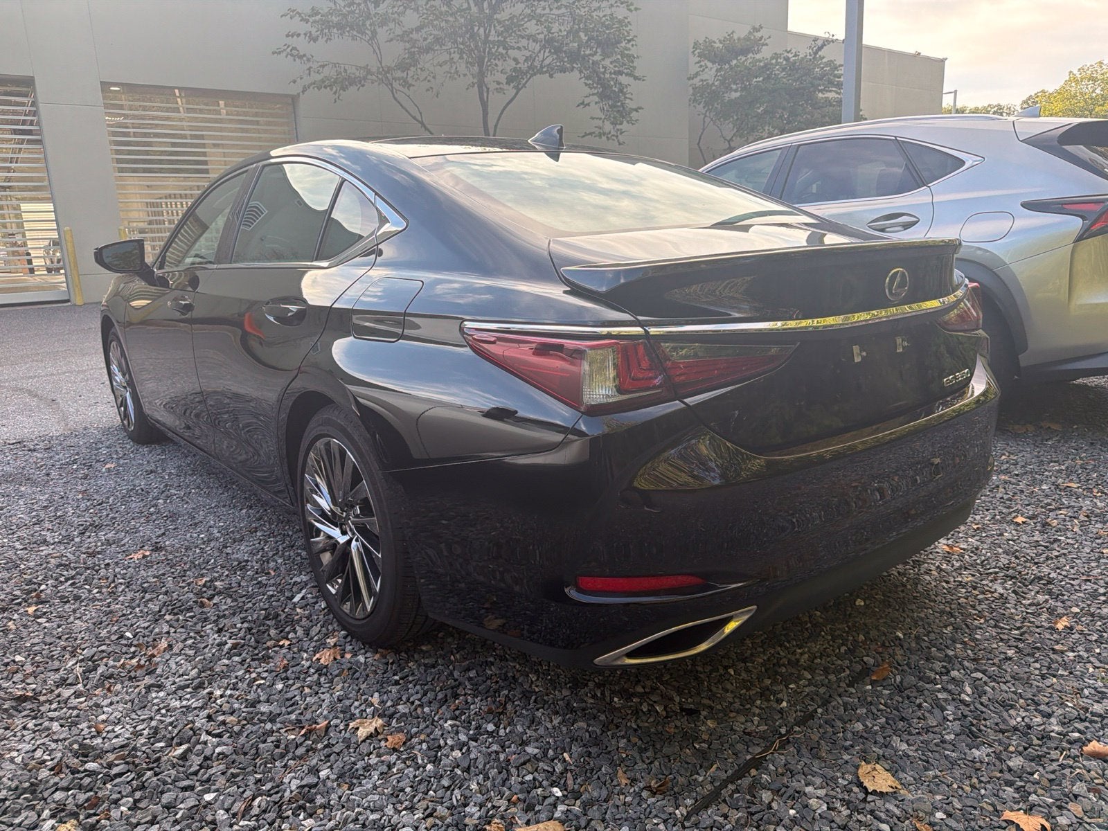 2025 Lexus ES 350 Ultra Luxury