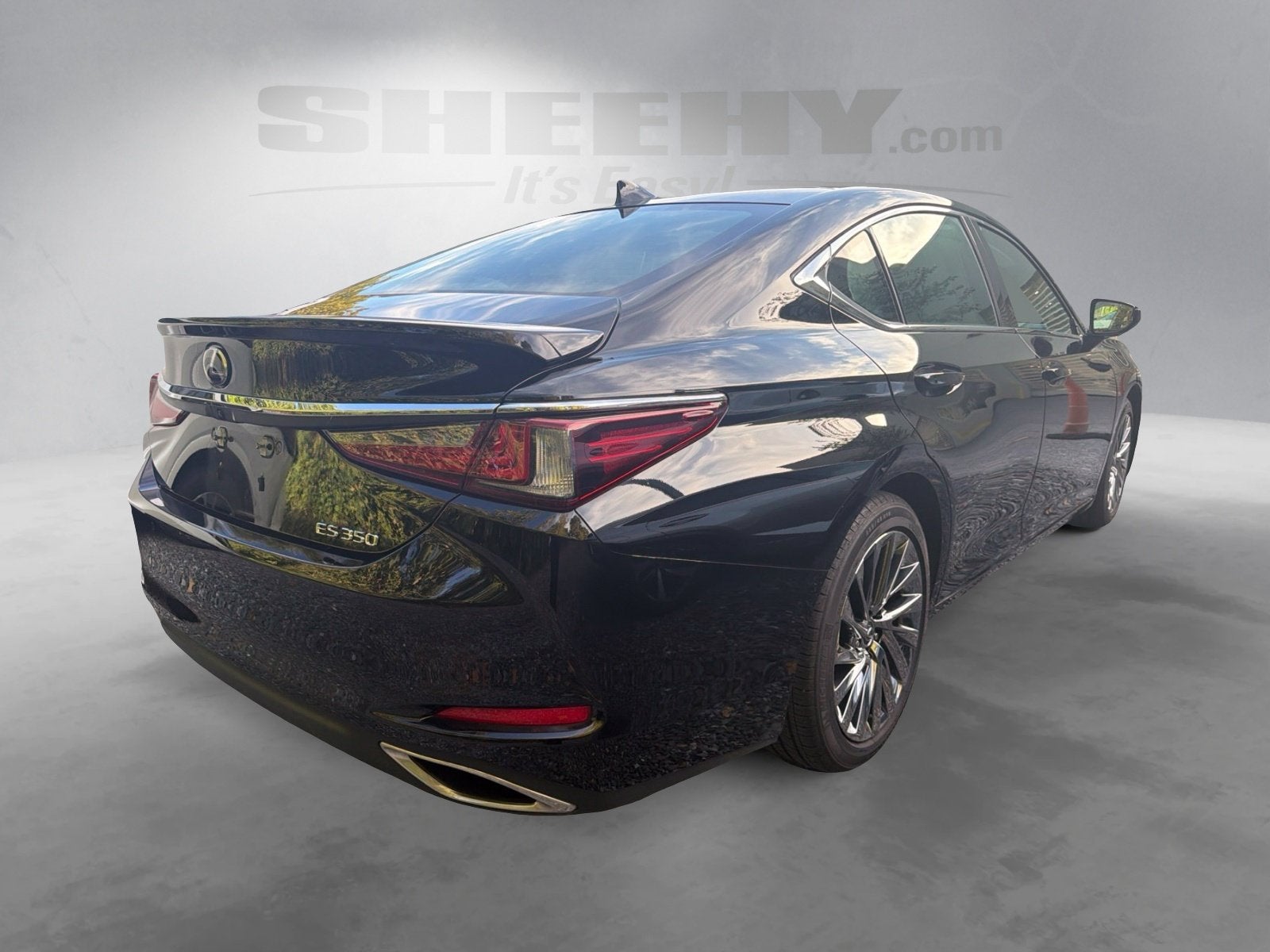 2025 Lexus ES 350 Ultra Luxury