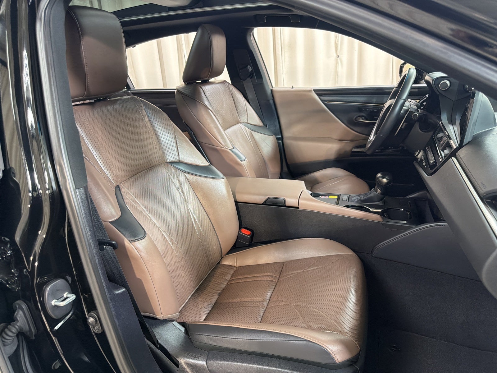 2024 Lexus ES 350 Ultra Luxury