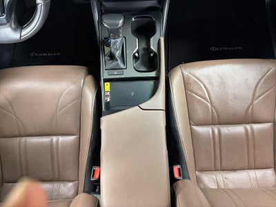 2024 Lexus ES 350 Ultra Luxury