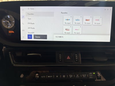 2024 Lexus ES 350 Ultra Luxury