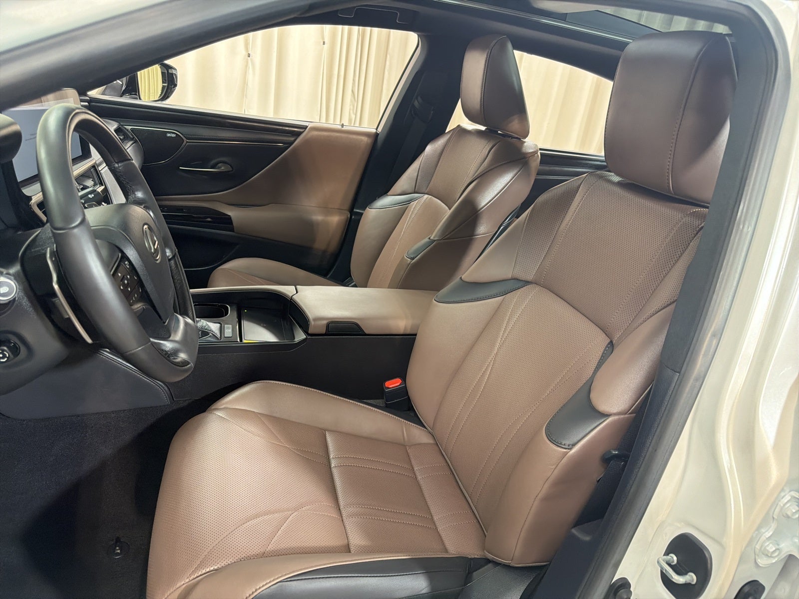 2024 Lexus ES 350 Ultra Luxury