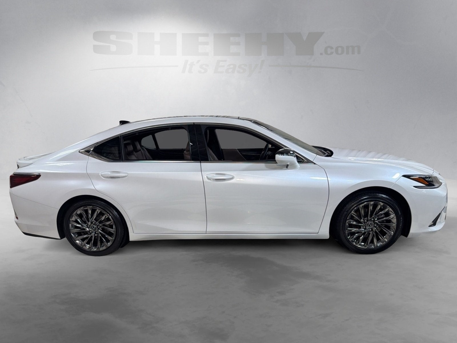 2024 Lexus ES 350 Ultra Luxury