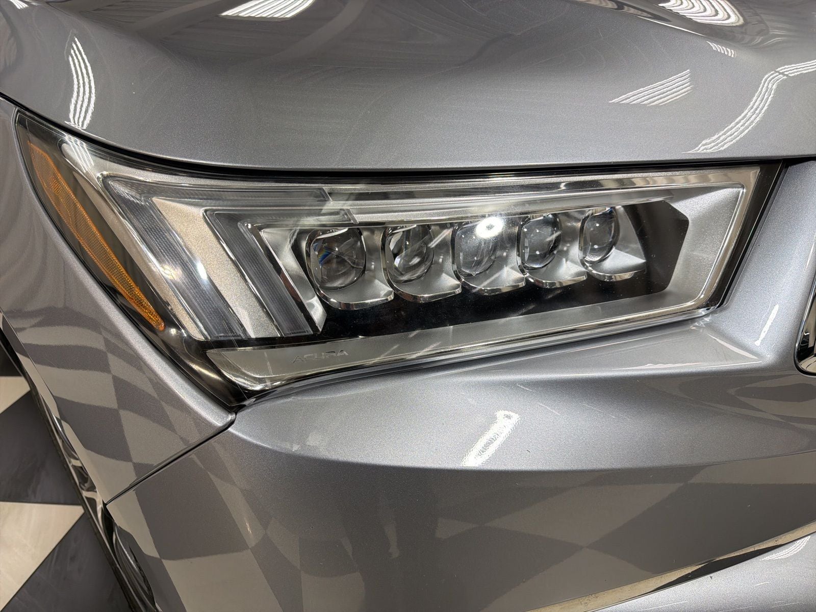 2017 Acura MDX 3.5L SH-AWD w/Advance Package
