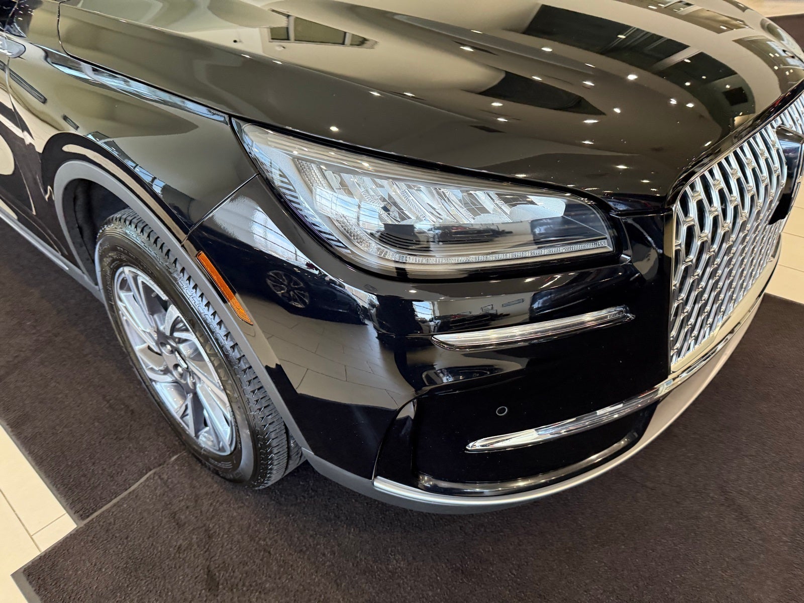 2023 Lincoln Corsair Standard