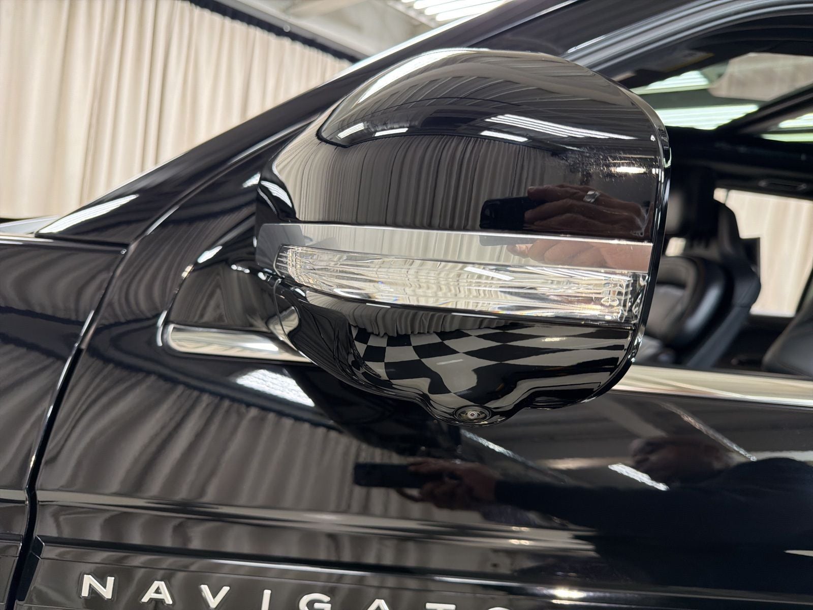 2025 Lincoln Navigator L Black Label