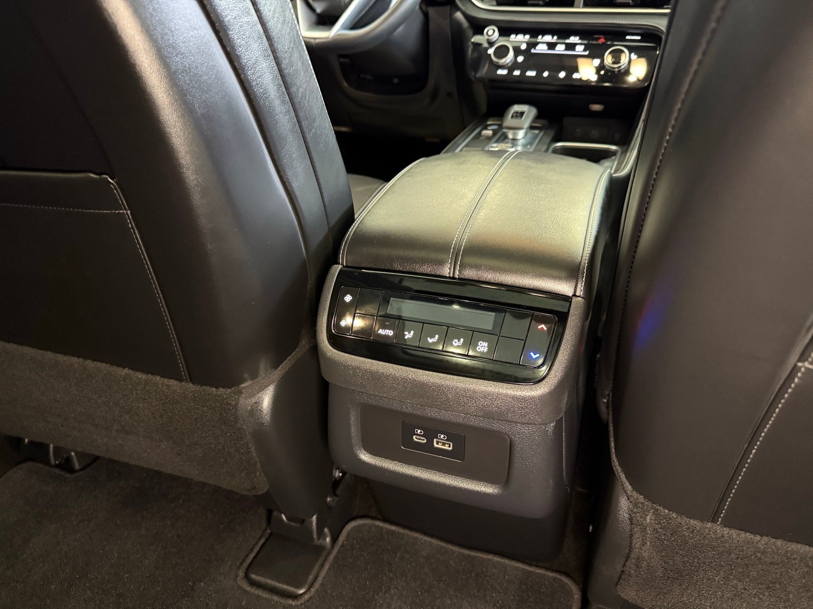 2025 INFINITI QX60 PURE