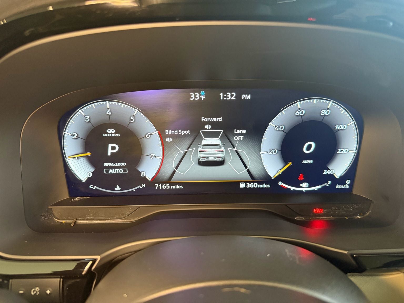 2025 INFINITI QX60 LUXE