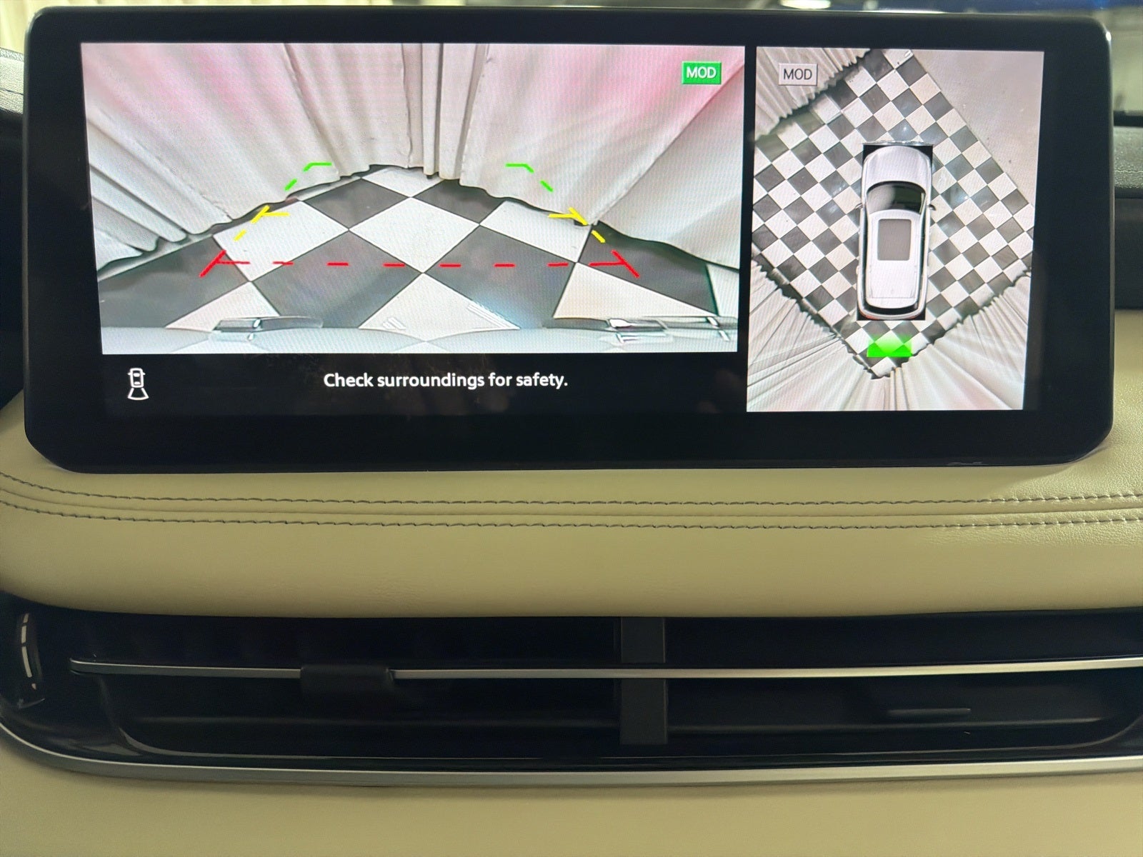 2025 INFINITI QX60 Sensory