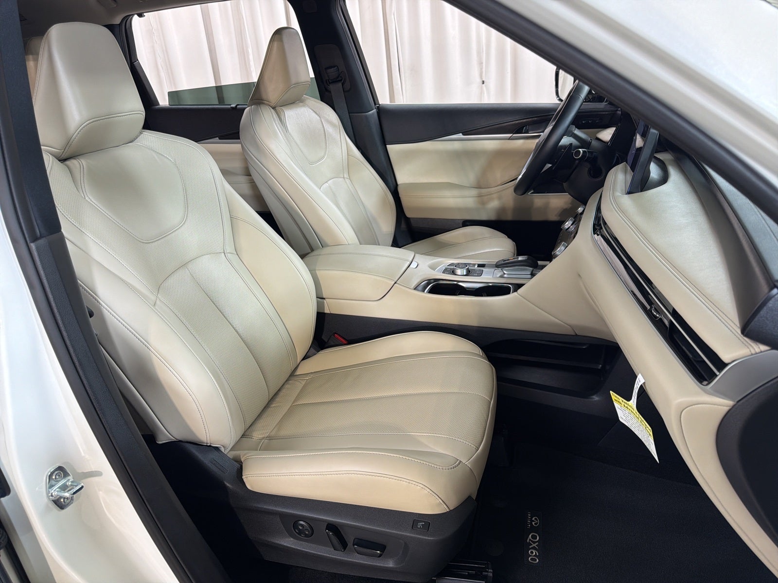 2025 INFINITI QX60 Sensory