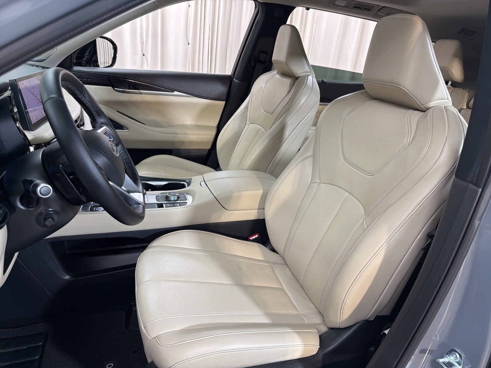 2025 INFINITI QX60 Sensory