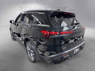 2023 INFINITI QX60 LUXE