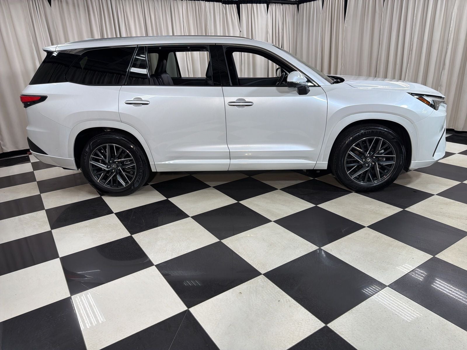 2024 Lexus TX 350 Premium
