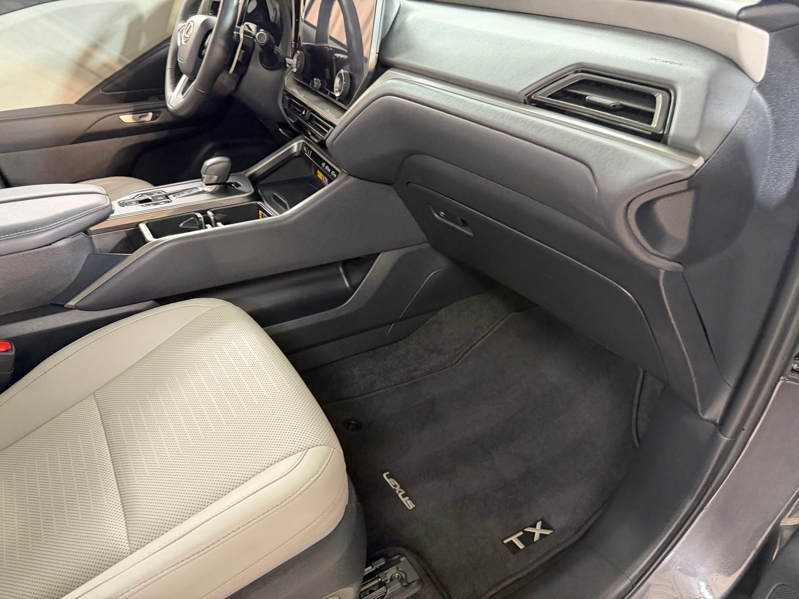 2024 Lexus TX 350 Premium
