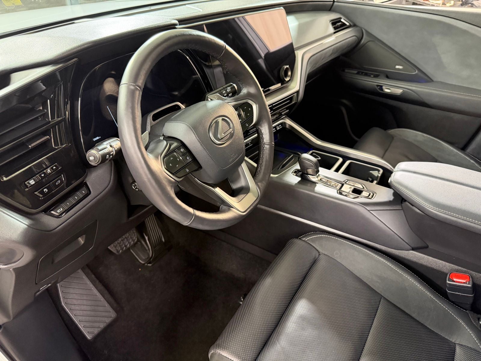 2025 Lexus TX 350 Luxury