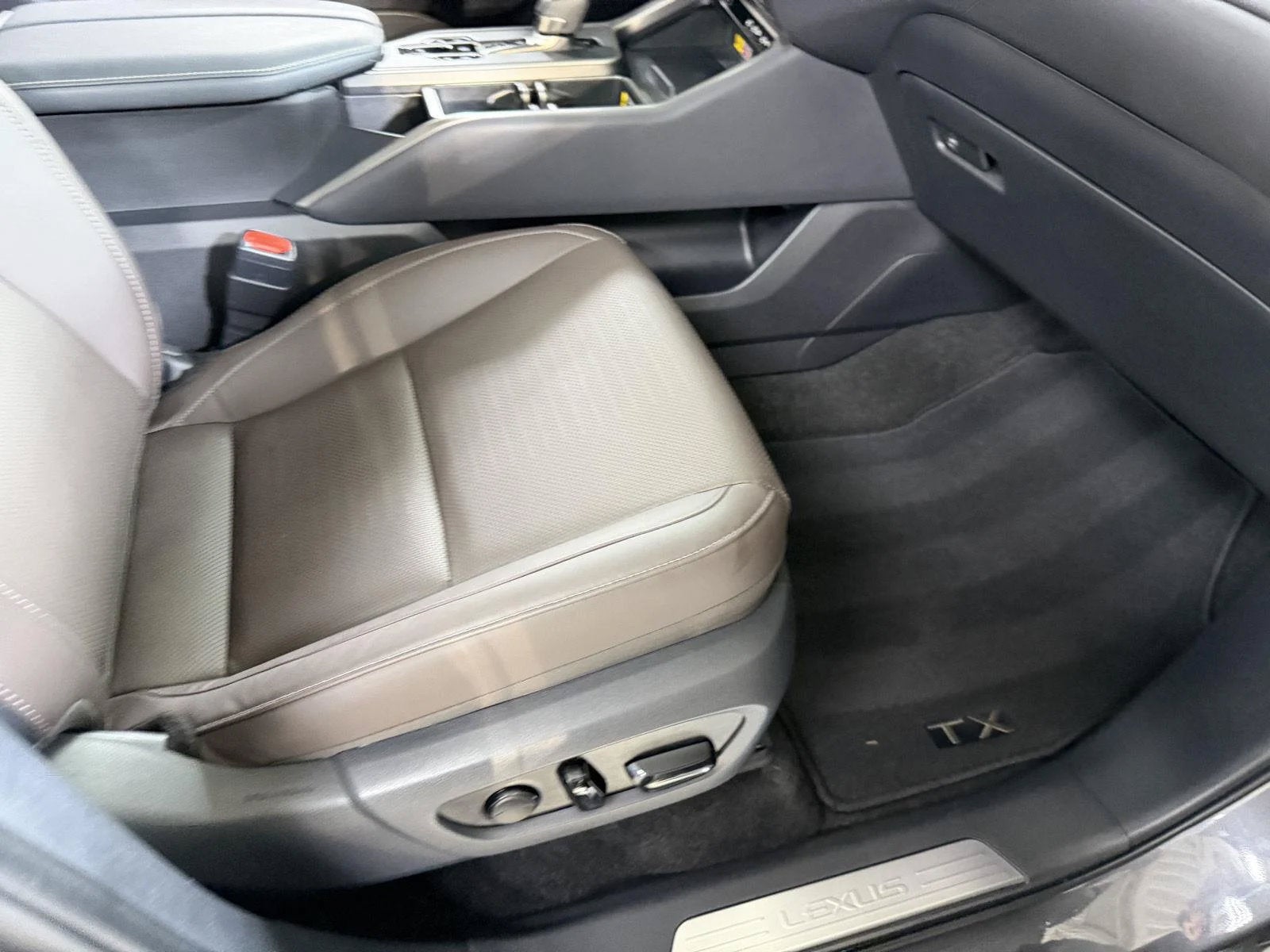 2025 Lexus TX 350 Premium