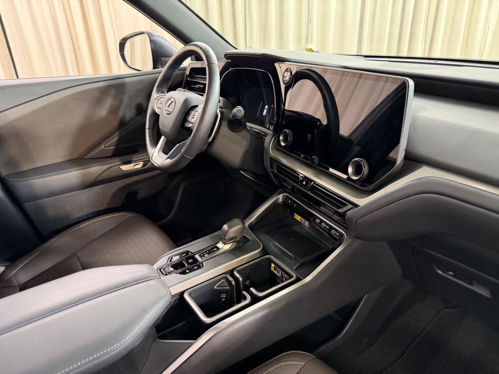 2025 Lexus TX 350 Premium