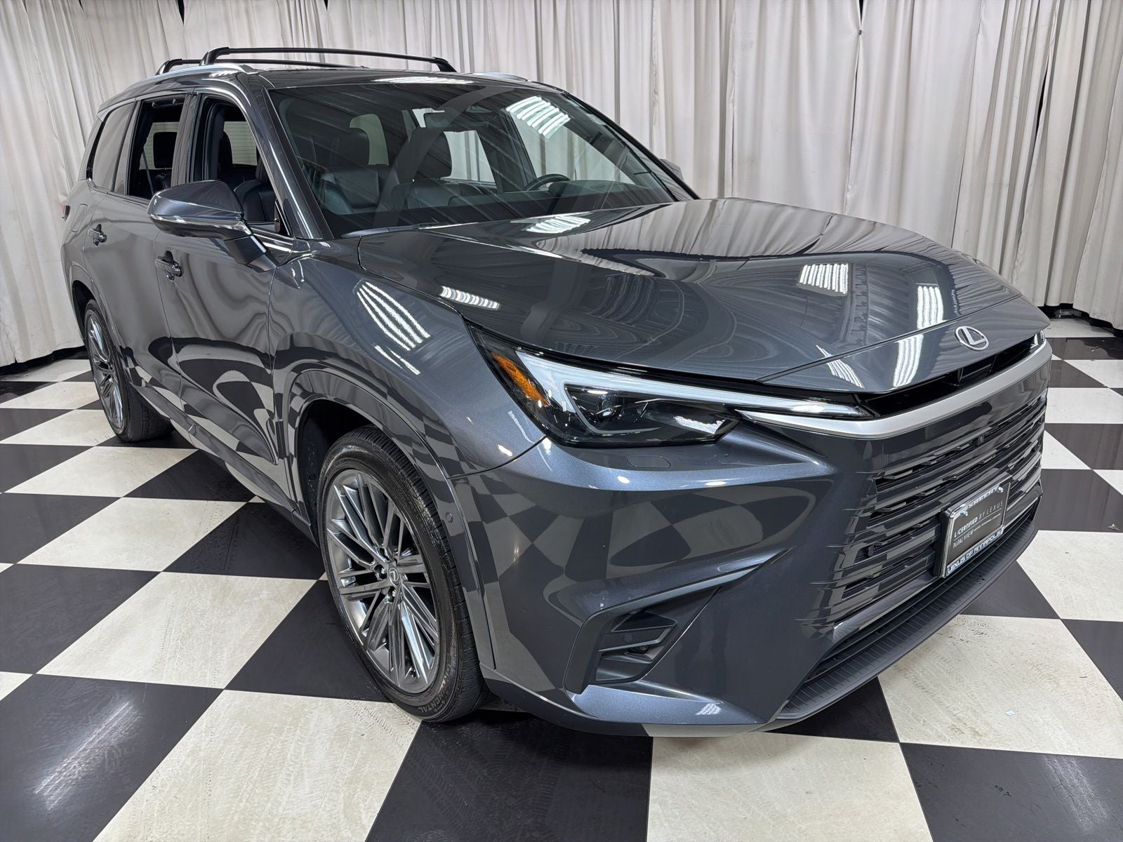 2024 Lexus TX 550h+ Luxury