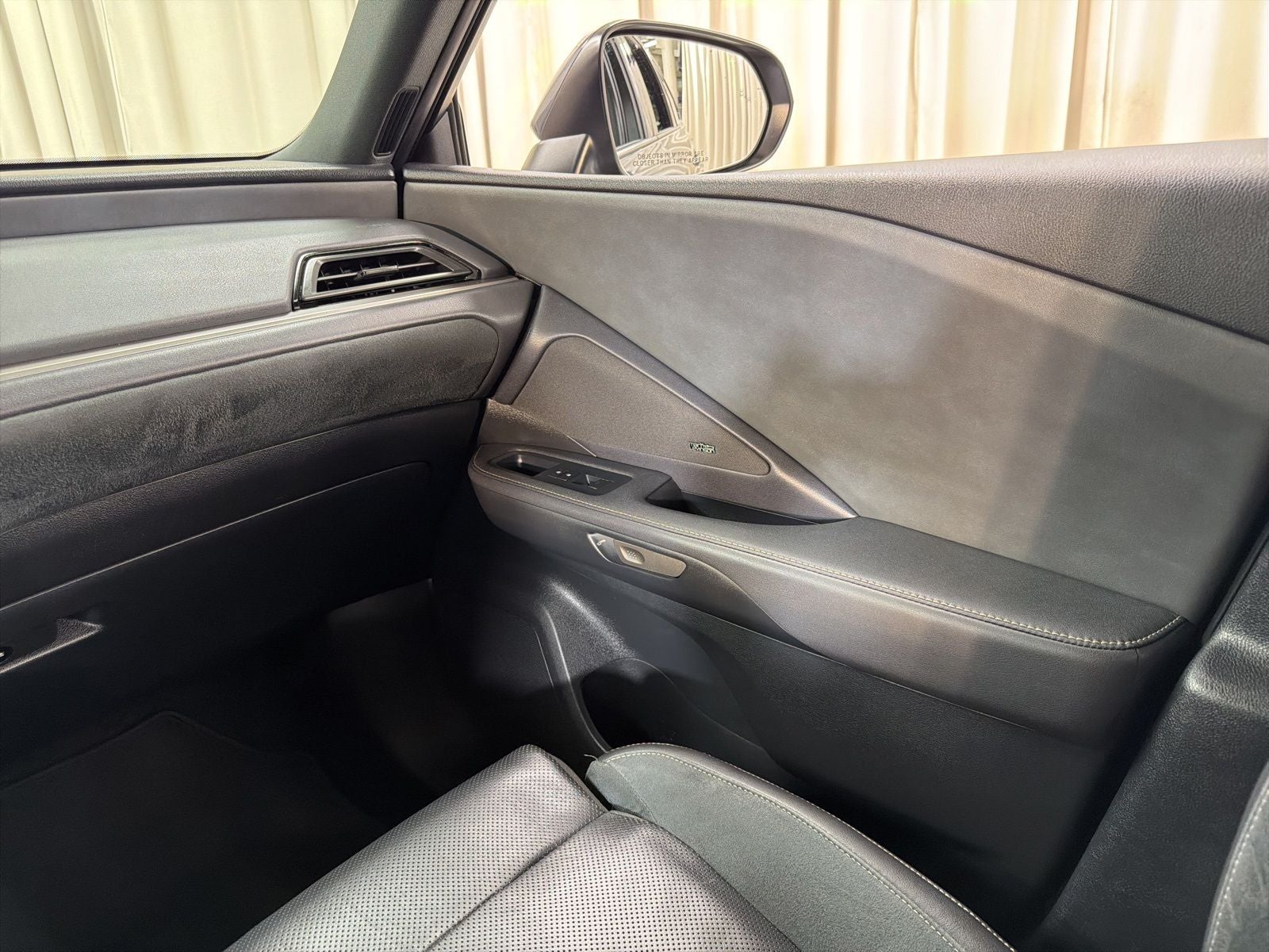 2024 Lexus TX 550h+ Luxury