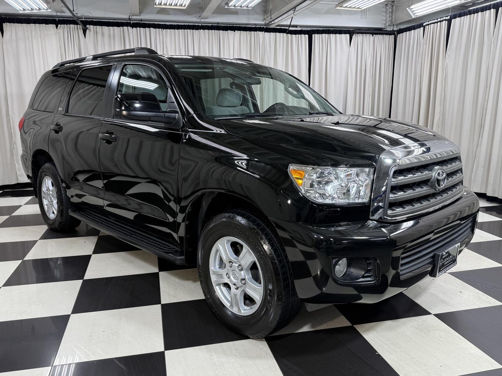 2017 Toyota Sequoia SR5