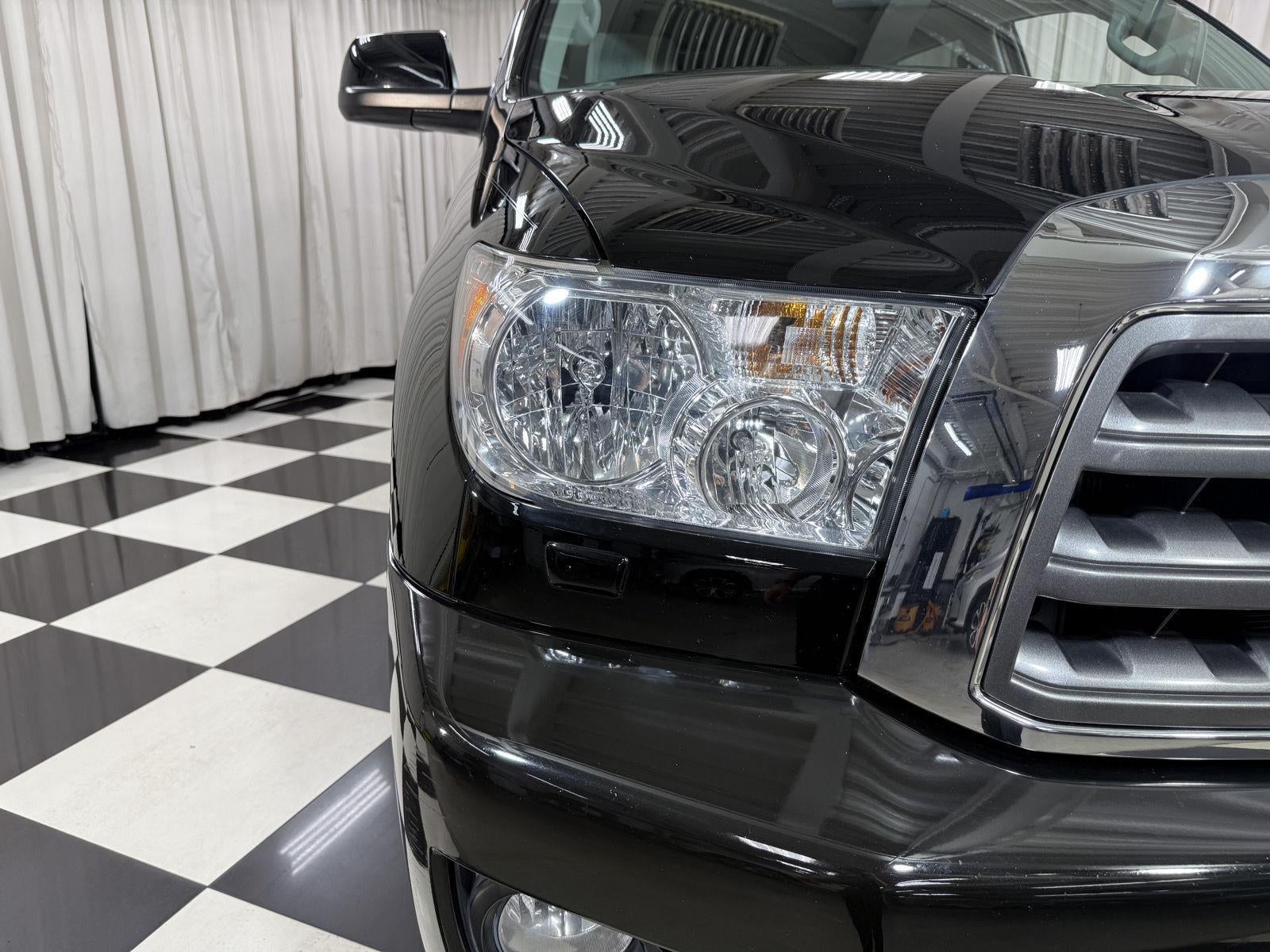 2017 Toyota Sequoia SR5
