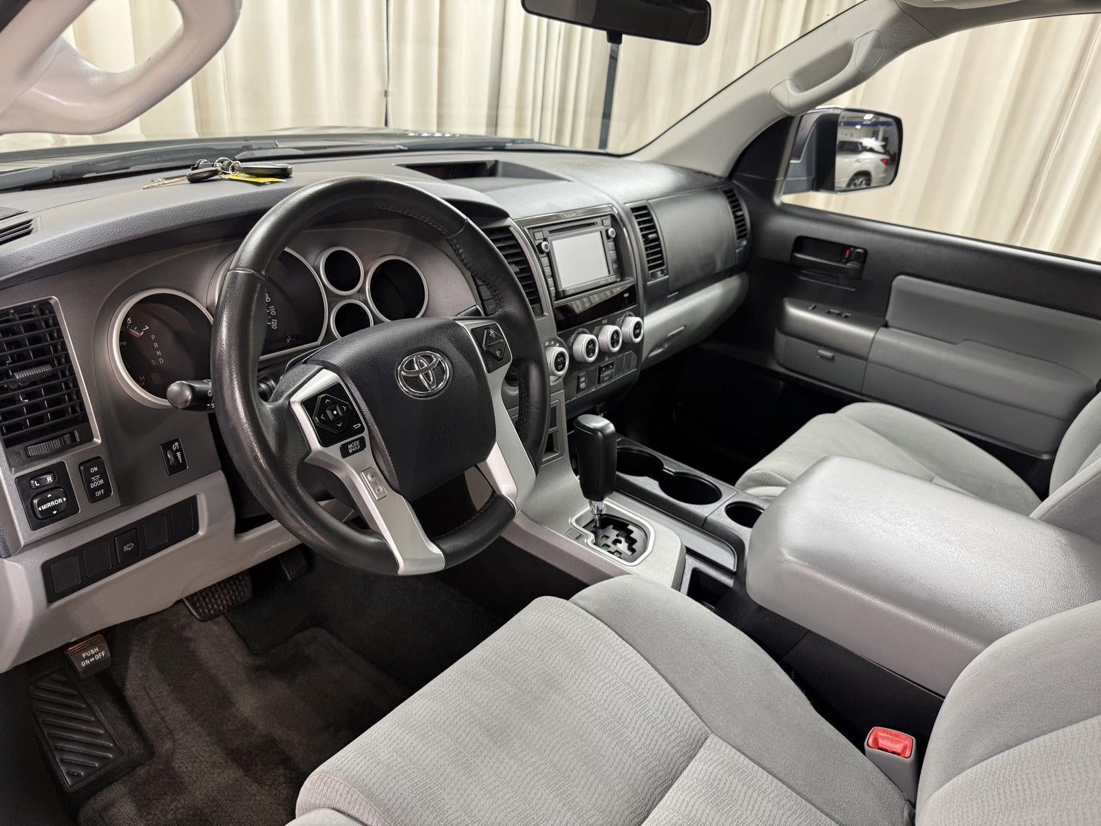 2017 Toyota Sequoia SR5