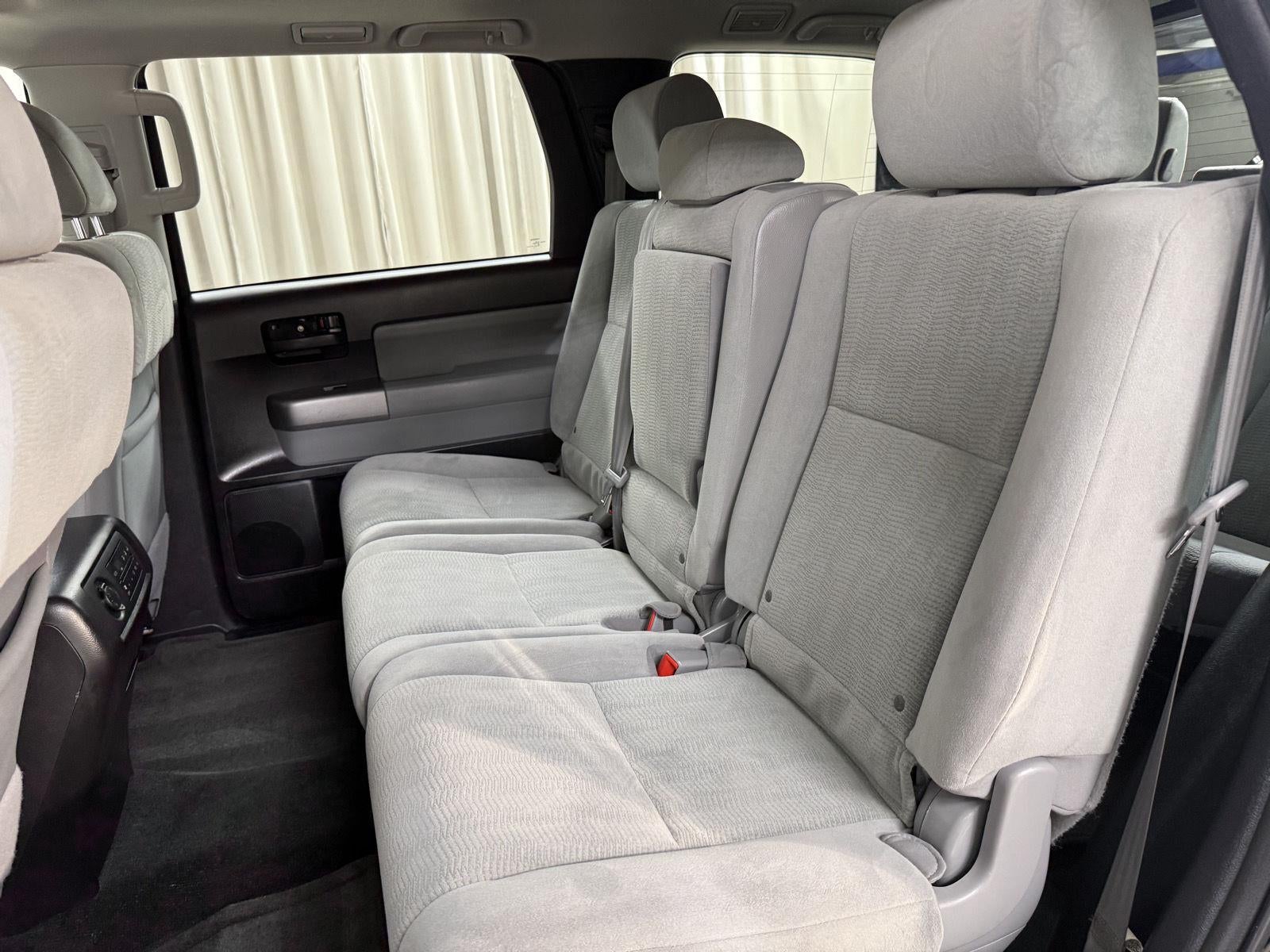 2017 Toyota Sequoia SR5