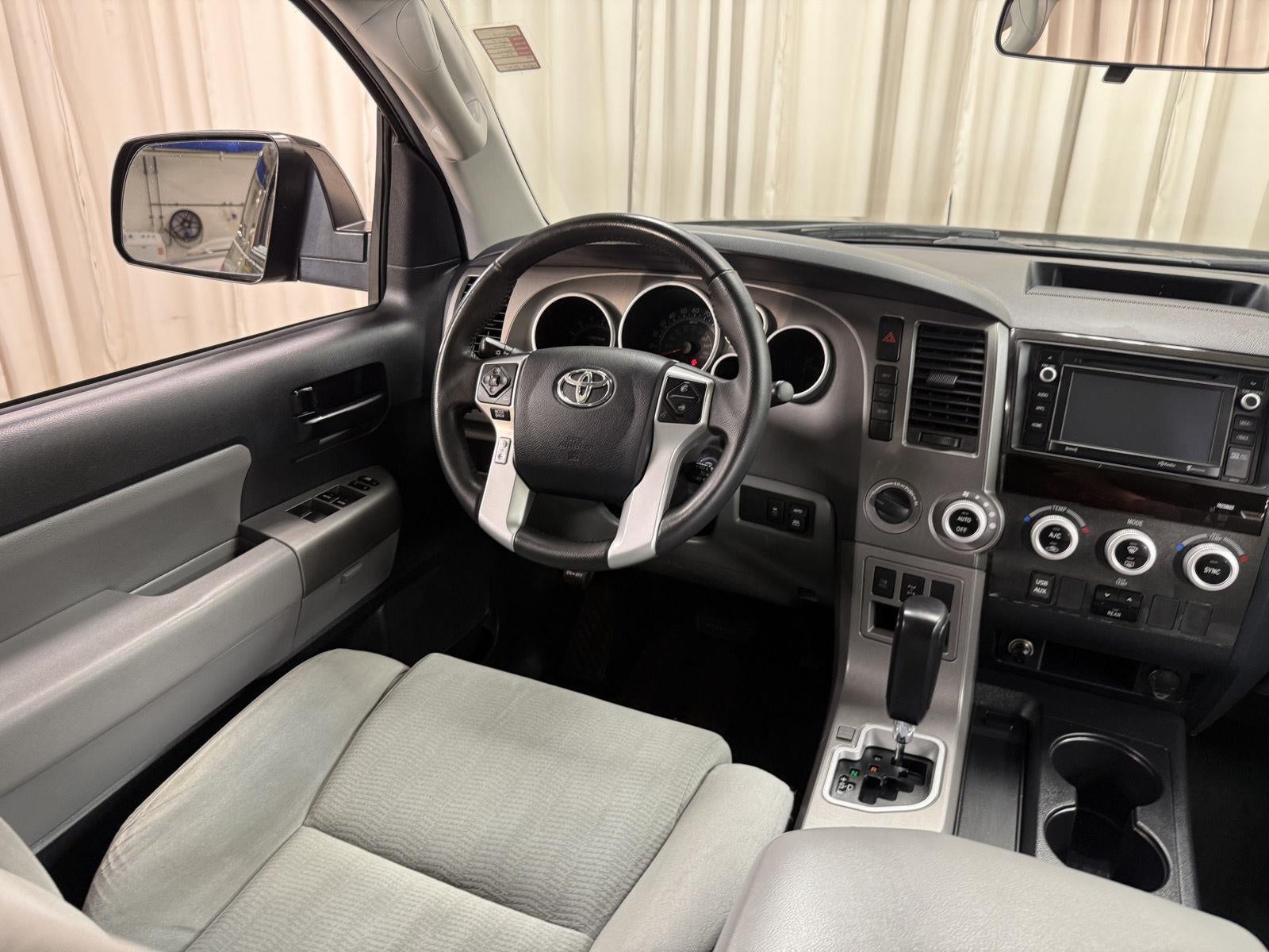 2017 Toyota Sequoia SR5