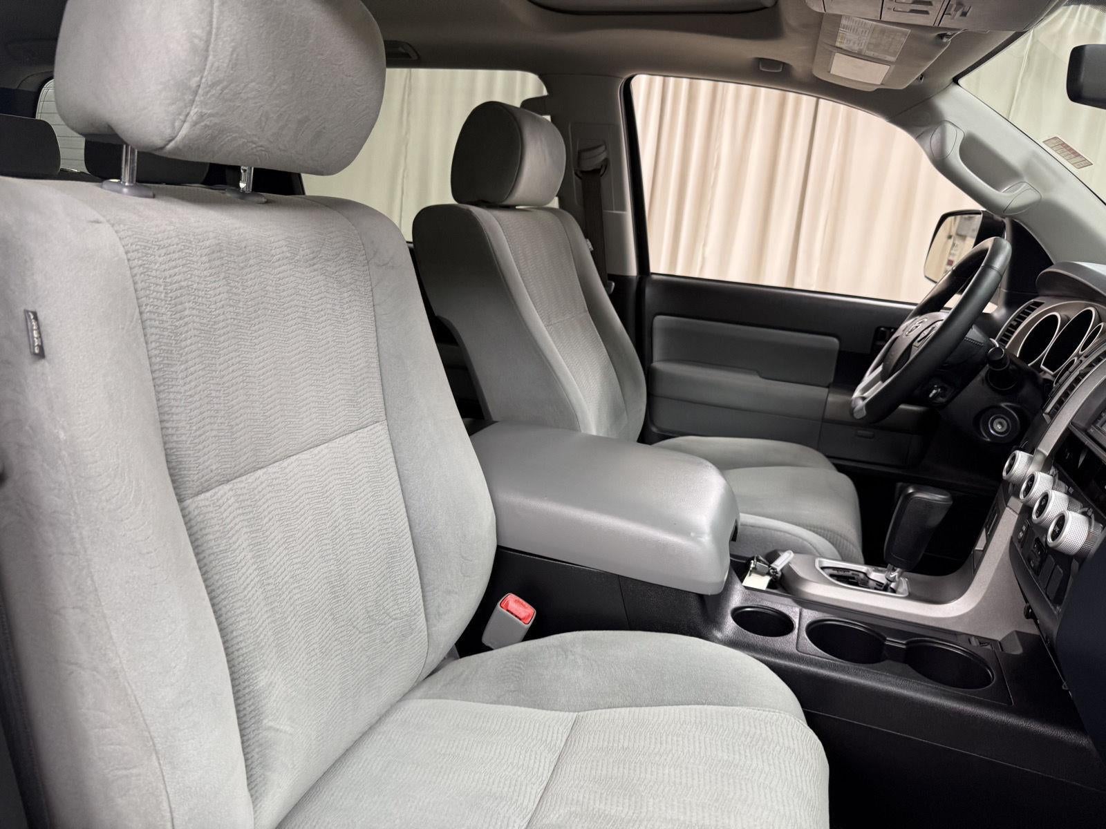 2017 Toyota Sequoia SR5
