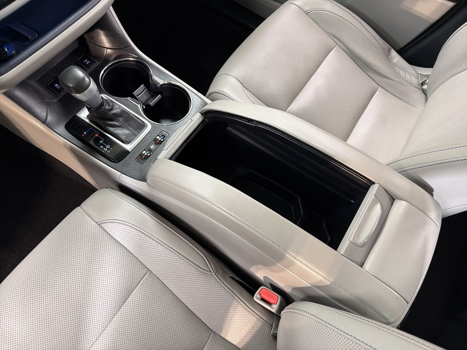 2015 Toyota Highlander Limited Platinum V6