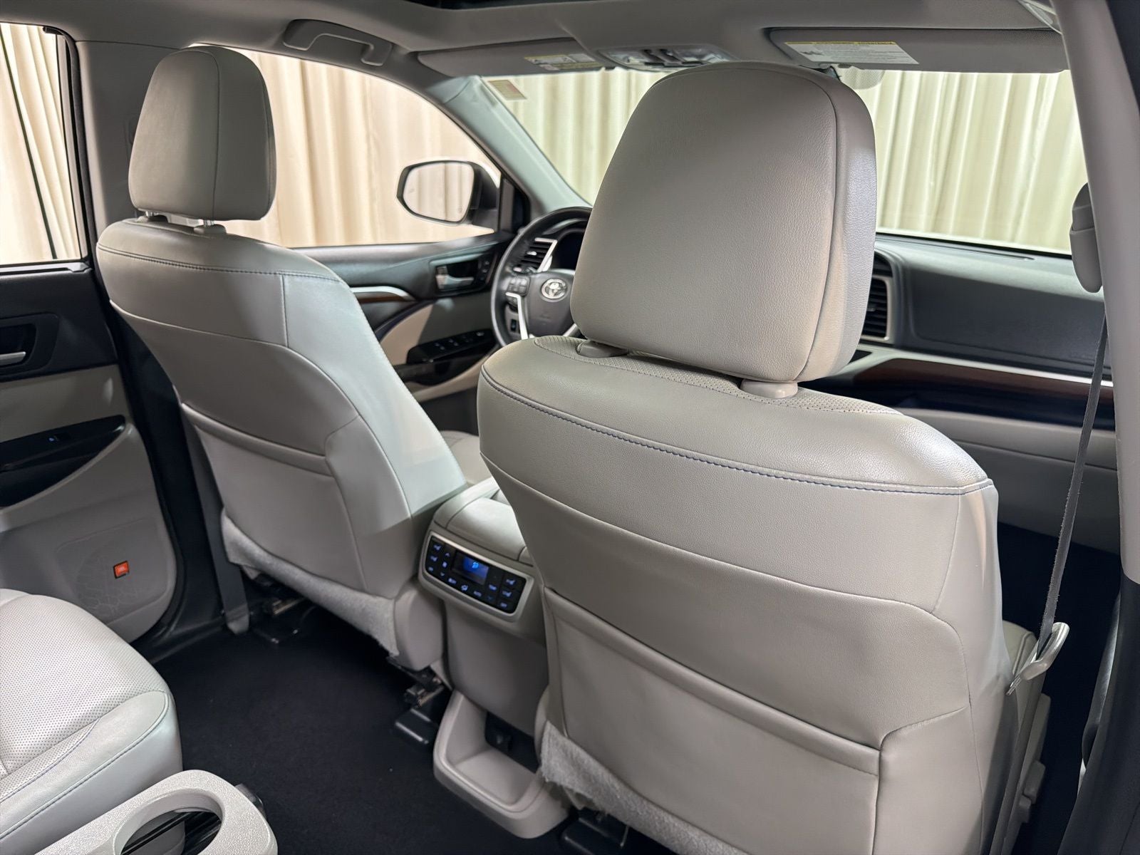 2015 Toyota Highlander Limited Platinum V6