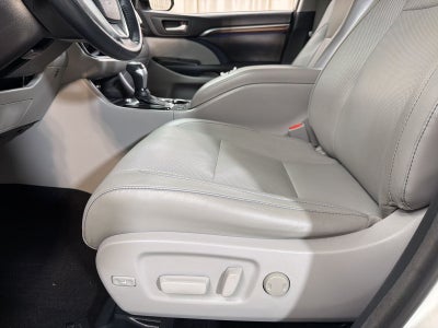 2015 Toyota Highlander Limited Platinum V6