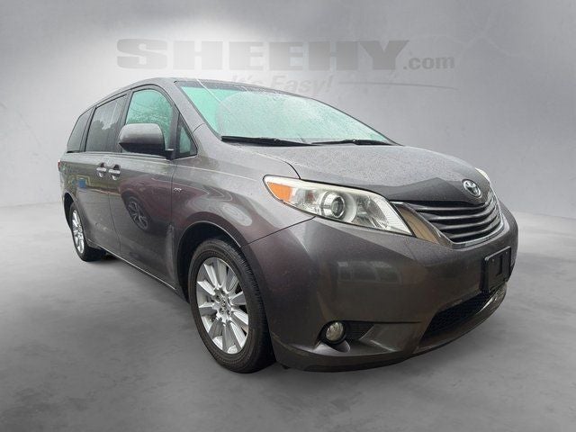 2017 Toyota Sienna XLE Premium 7 Passenger
