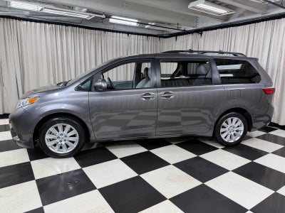 2017 Toyota Sienna XLE Premium 7 Passenger
