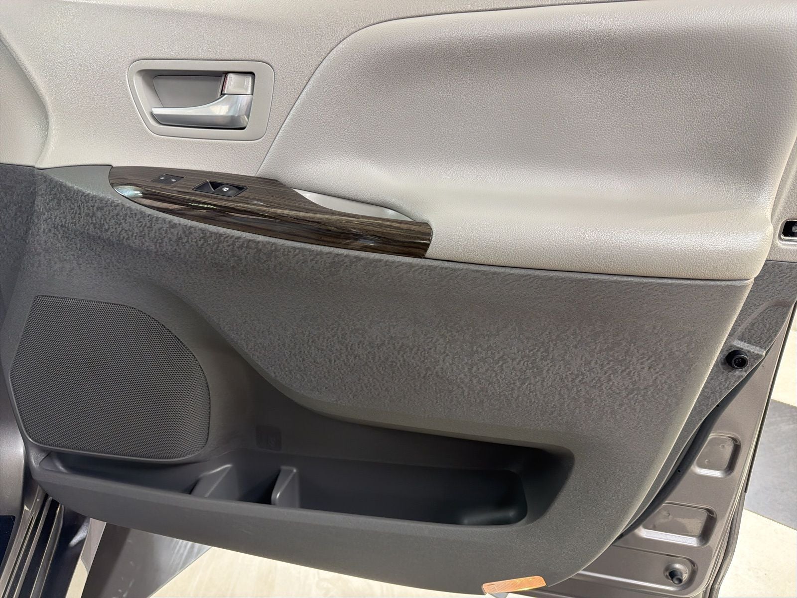 2018 Toyota Sienna XLE 7 Passenger