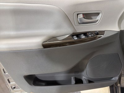 2018 Toyota Sienna XLE 7 Passenger