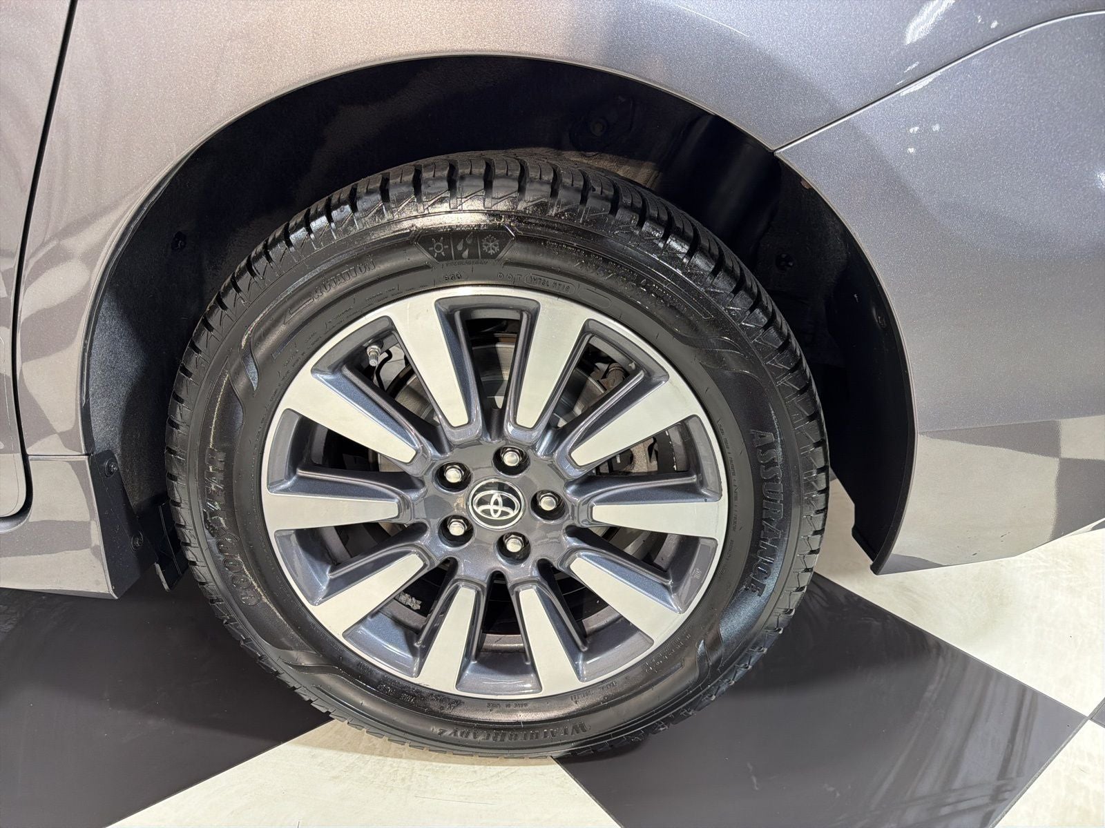 2018 Toyota Sienna XLE 7 Passenger