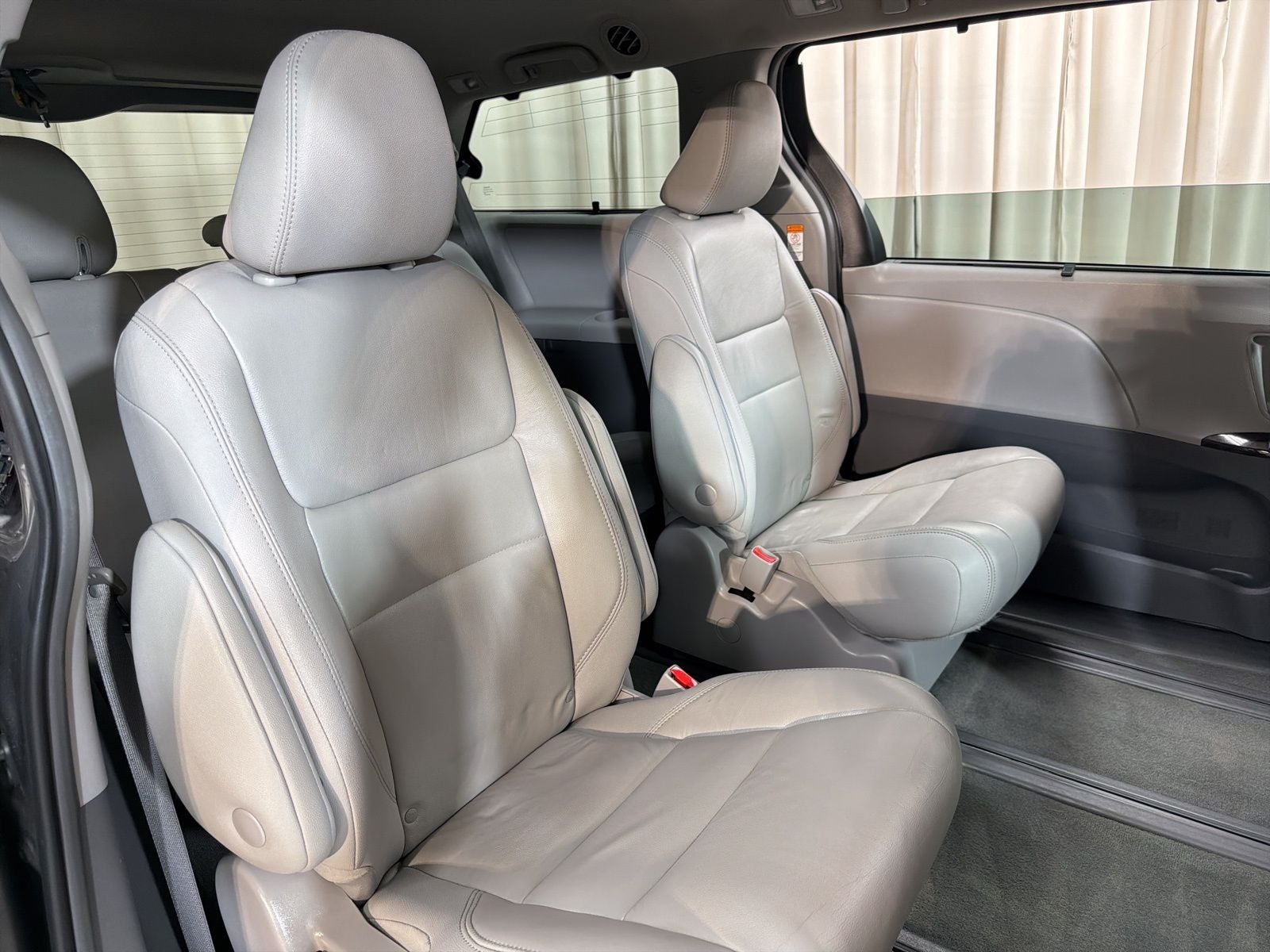 2018 Toyota Sienna XLE 7 Passenger