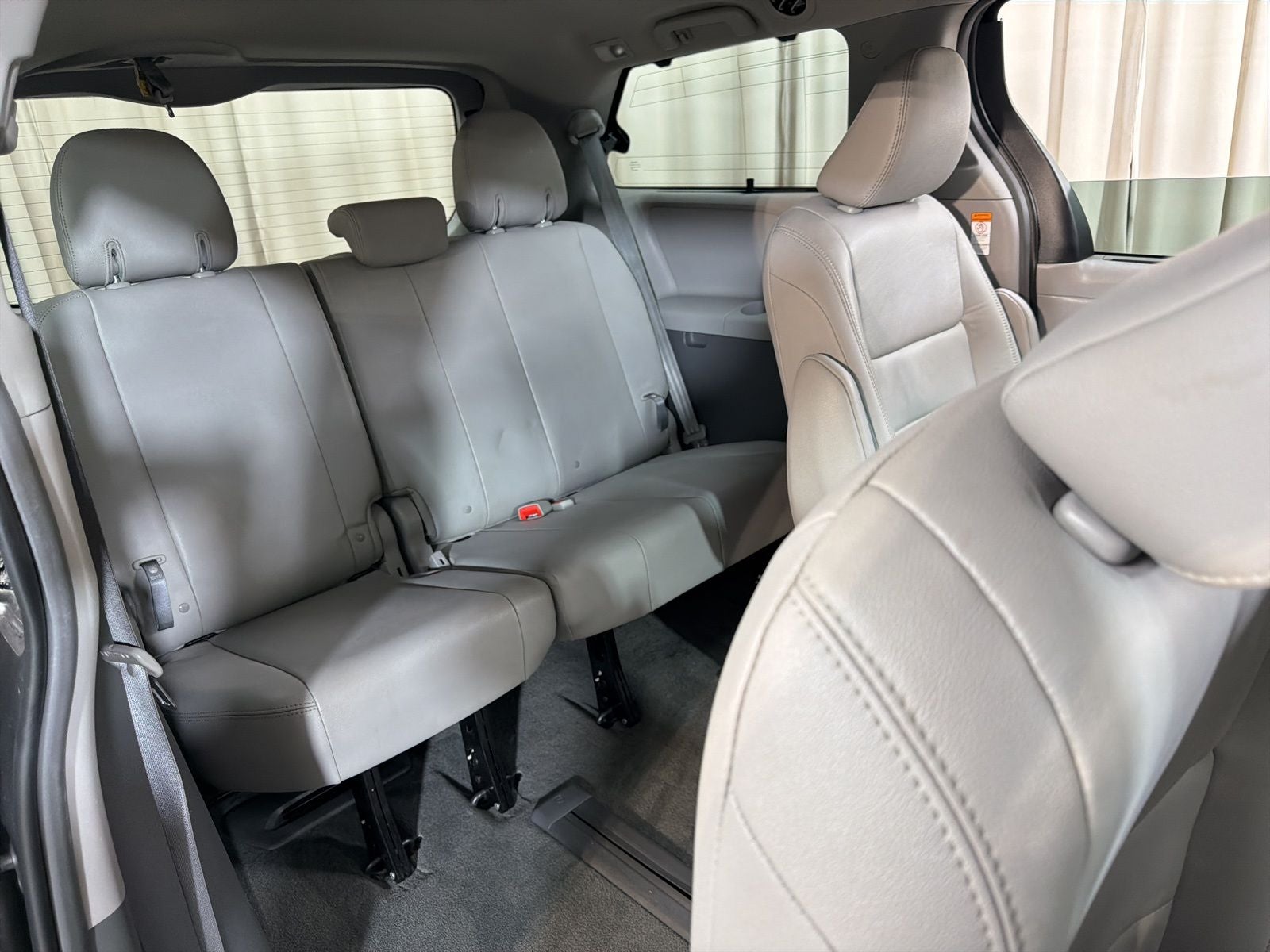 2018 Toyota Sienna XLE 7 Passenger