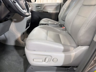2018 Toyota Sienna XLE 7 Passenger