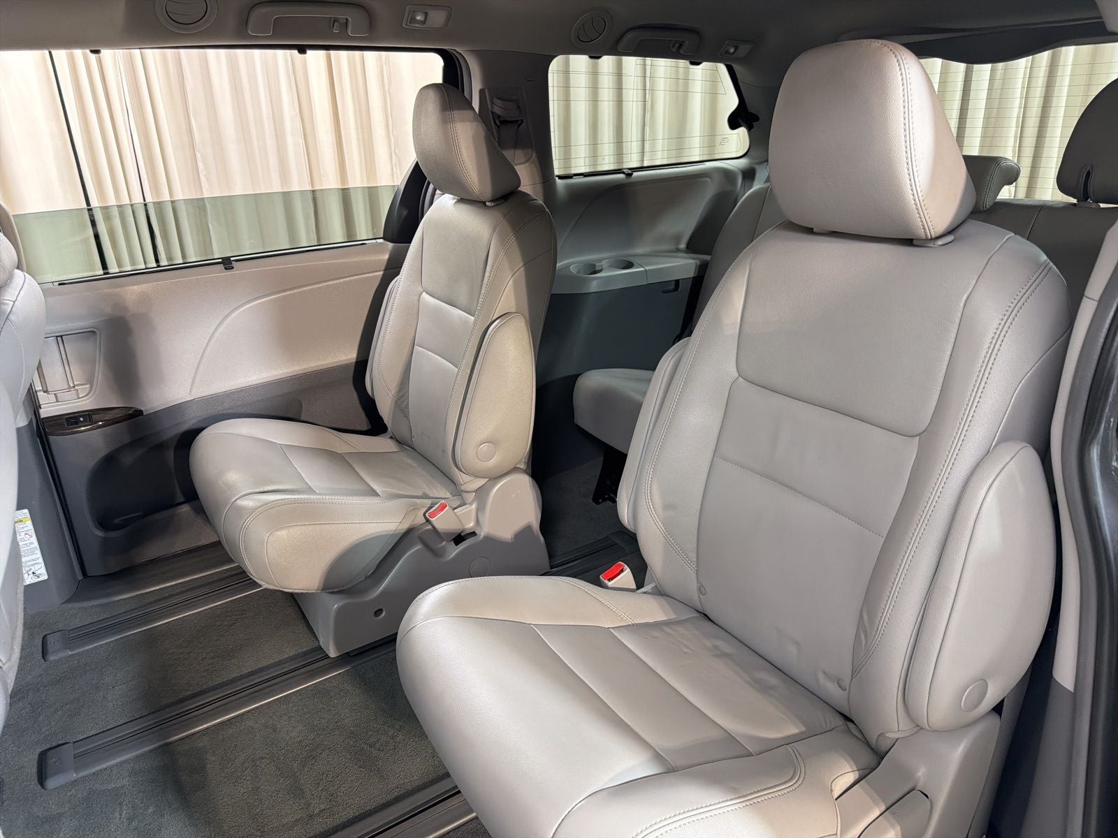 2018 Toyota Sienna XLE 7 Passenger
