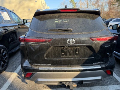 2026 Toyota Highlander Hybrid Platinum