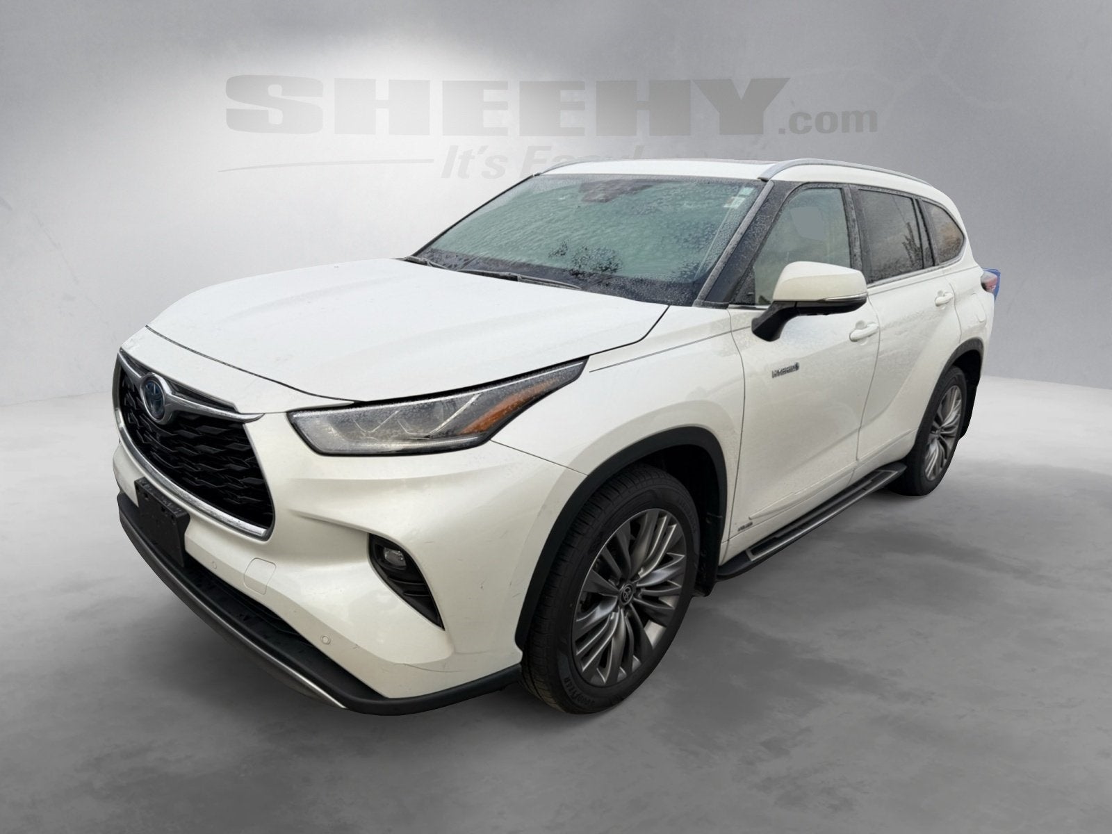 2020 Toyota Highlander Hybrid Platinum