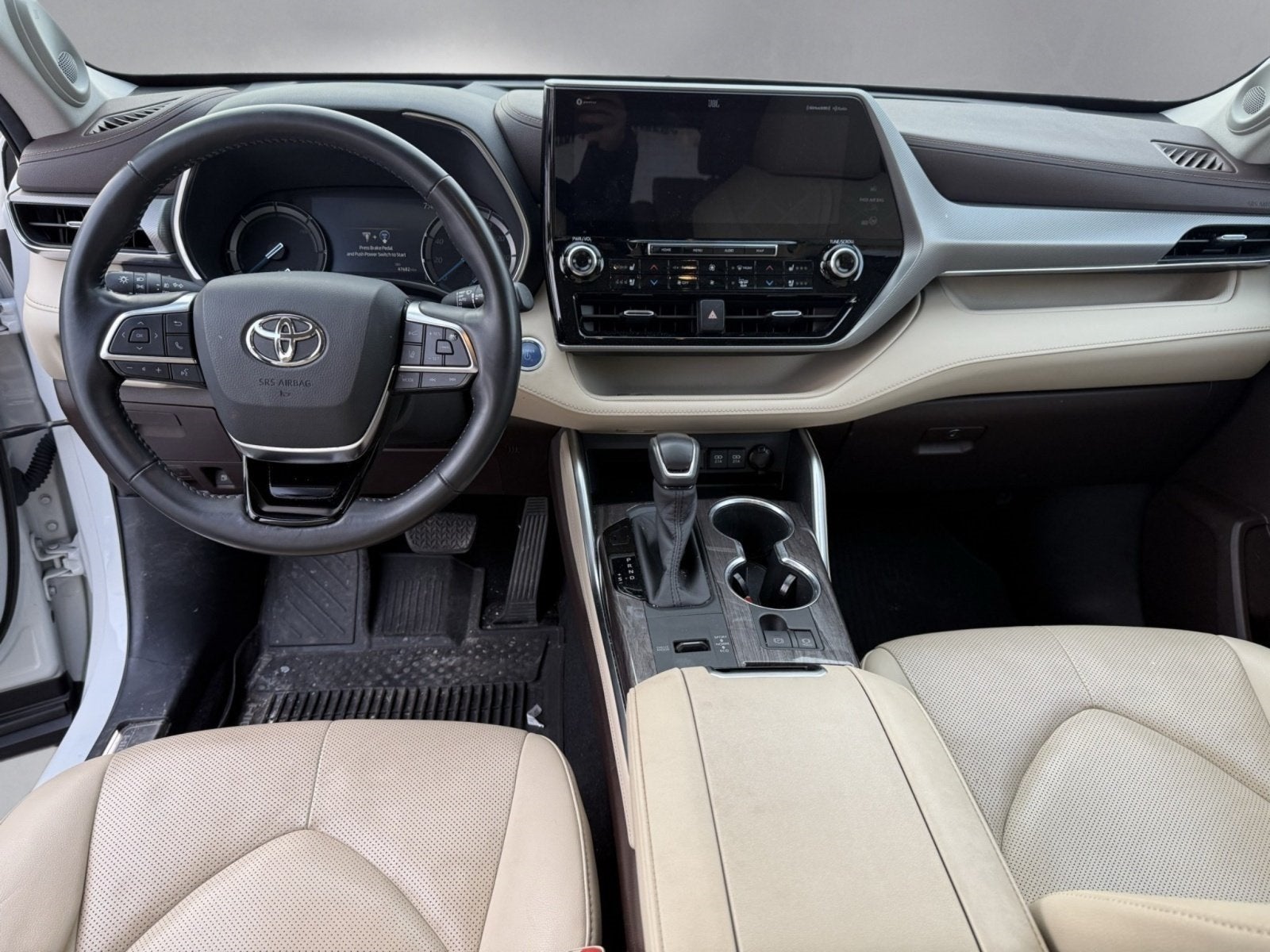 2020 Toyota Highlander Hybrid Platinum