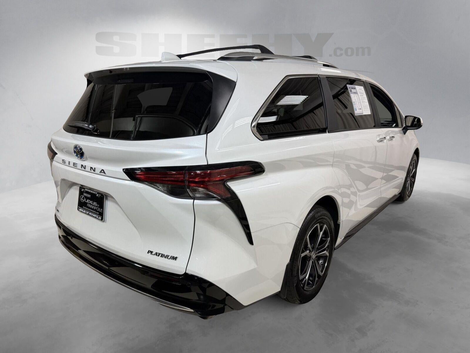 2025 Toyota Sienna Platinum 7-Passenger