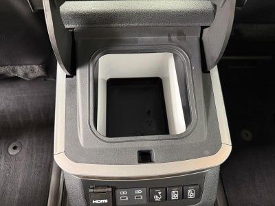 2025 Toyota Sienna Platinum 7-Passenger