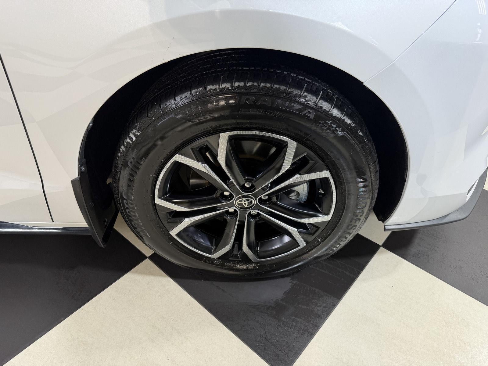 2025 Toyota Sienna Platinum 7-Passenger