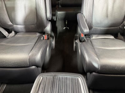 2025 Toyota Sienna Platinum 7-Passenger