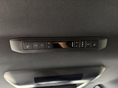 2025 Toyota Sienna Platinum 7-Passenger